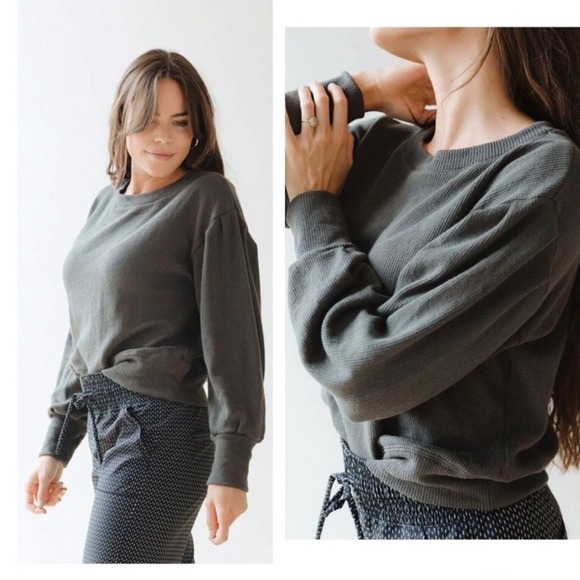 Albion Tops - Albion Women's Serena Knit Sweater Gray Ballon Sleeves Crop Cozy- Size Small